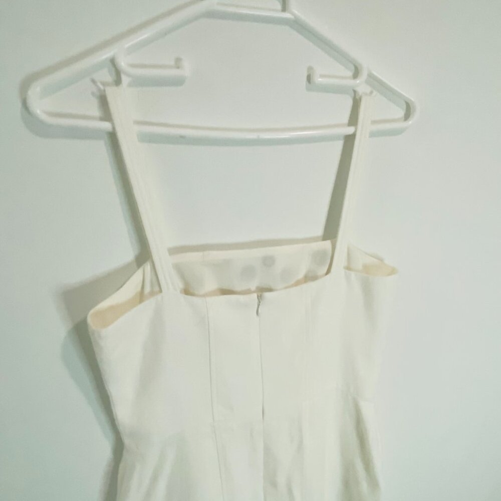Stasia Alexis Design Sleeveless White Dress for Glamorous Occasions - Picture 8 of 17